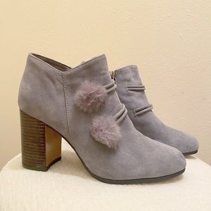Anthropologie Suede ankle shoe bootie size 7